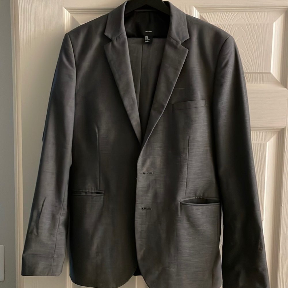 Gray H&M suit (36R blazer, 32R pants)